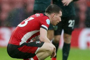 Hojbjerg stripped of Southampton captaincy