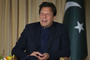 Pakistan PM clears cricket team's England tour