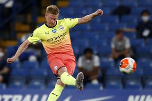 Man City can still have an unbelievable season - De Bruyne rallies dethroned champions