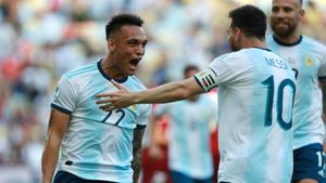 Scaloni: If Barca target Martinez plays with Messi, he is much better