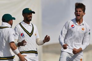 Pakistan to leave for UK on Sunday, 6 out of 10 infected players test negative