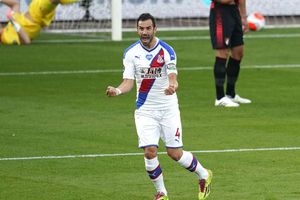 Bournemouth 0-2 Crystal Palace: Howe's hosts continue to struggle