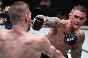 Khabib congratulates Poirier following Las Vegas win