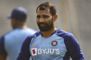 Watch! Mohammed Shami distributes food packets, masks to migrant workers