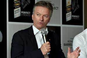 Steve Waugh's manager helps raise funds for India's physically-challenged cricketers