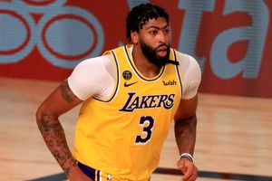 Davis, Lakers still looking for rhythm after win over Clippers