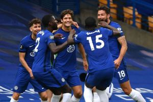 Chelsea 2-0 Wolves: Mount stunner as Blues seal Champions League place