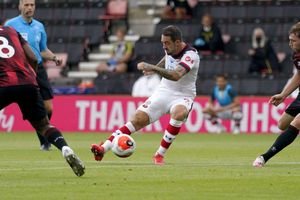 Bournemouth 0-2 Southampton: Ings and Adams leaves Cherries on the brink