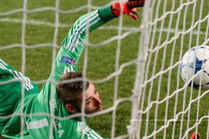 Four howlers conceded by David De Gea in 2019-20