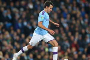 Guardiola 'confident' Garcia will stay at Man City amid Barcelona links
