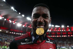 Gerson has no interest in Flamengo exit despite Chelsea and Spurs links