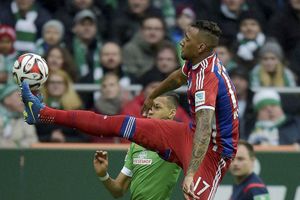 Boateng wants players to take a knee in Champions League
