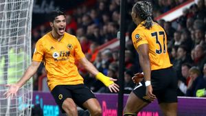 Robinson hopes Wolves keep Traore and Jimenez amid transfer speculation