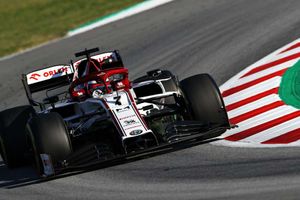 Veteran Raikkonen 'not in a hurry' over decision on F1 future