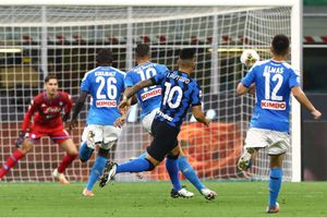 Inter 2-0 Napoli: Martinez scores stunner as unbeaten run continues