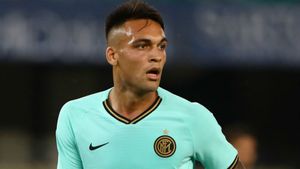 Barca will re-assess transfer plans after halting Lautaro talks, says Bartomeu