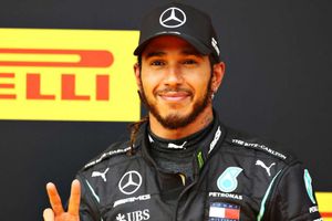 Hamilton clarifies vaccine stance after sharing Bill Gates video
