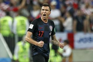 Mandzukic becomes a free agent after terminating Al Duhail contract