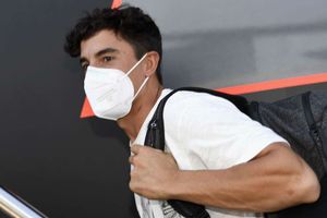 Marc Marquez back in action at Jerez despite broken arm