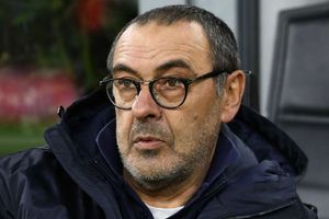 Maurizio Sarri ignoring criticism as Juventus chase trophies