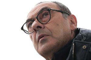 Sarri as fearless as a F1 driver over Juventus future