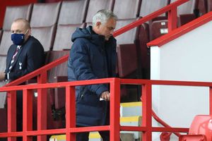 The man on the pitch is the assistant referee – Mourinho laments VAR after Bramall Lane controversy