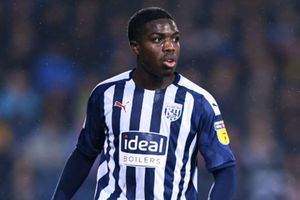 Crystal Palace sign teenage defender Ferguson