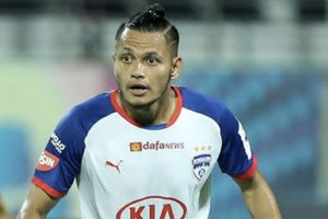 Kerala Blasters sign Nishu Kumar, hands full-back lucrative four-year deal