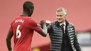 Manchester United boss Solskjaer hopeful Pogba will sign new contract