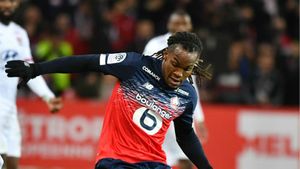 Coronavirus: Lille stars Sanches, Ikone and Bamba test positive