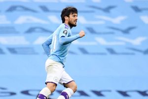 Manchester City 2-1 Bournemouth: Silva and Jesus nudge Cherries closer to the brink