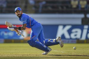 Gary Kirsten stories: When MS Dhoni cancelled Team India event in Bengaluru after coach wasn't allowed entry