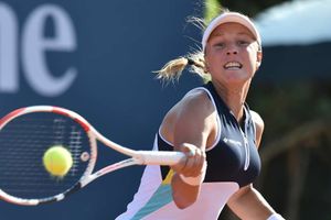 Kontaveit and Ferro to battle for Palermo title