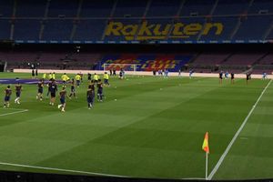 Barcelona put €300m release clause on new signing Gustavo Maia