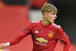 Williams flourishes thanks to United DNA as Solskjaer salutes teenage star