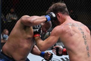 UFC 252: I couldn't see – Cormier says he was 'poked' in Miocic defeat