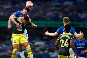 English Premier League reverts to maximum 3 substitutions