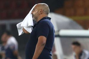 Lecce go straight back down as Genoa stay in Serie A