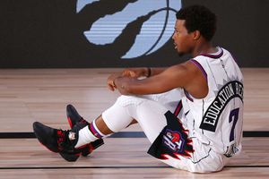 Raptors star Kyle Lowry battling ankle sprain