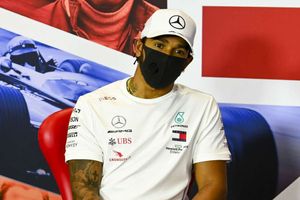 Lewis Hamilton: Not the right time to sign new Mercedes deal
