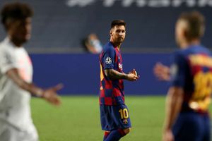 Barcelona search for answers as Lisbon rout begs questions about Setien, Messi and a Camp Nou crisis