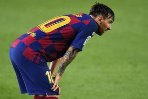 Rumour Has It: Man Utd in position to sign Messi but Barca captain wants City move