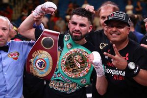 Ramirez eyes Taylor after defending WBC and WBO titles against Postol