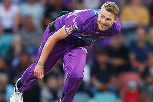 Starc backs 'huge talent' Meredith to shine in England