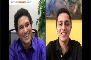Sachin Tendulkar misses his first Maruti 800 car; urges fans to help him lookout for owners