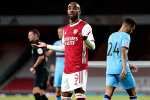 Arsenal not in contract talks with Lacazette – Arteta