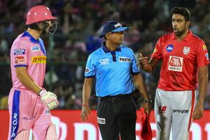 IPL 2020: Javagal Srinath backs R Ashwin, says non-striker should not leave crease before ball release