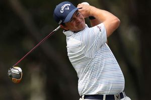Stuard moves into three-way tie for Safeway Open lead