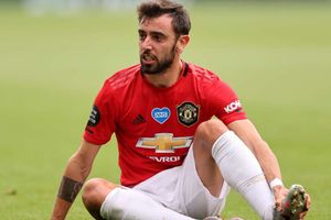 Premier League Fantasy Picks: Fernandes a vital choice as Manchester United get started