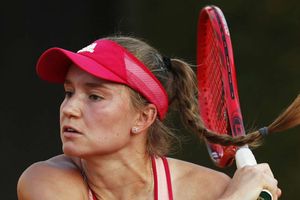 Rybakina reaches fifth WTA Tour final of the year
